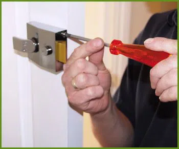 Neighborhood Locksmith Services Everett, WA 425-223-3372 - 10-lock-smiths