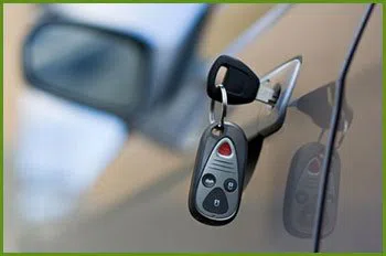 Neighborhood Locksmith Services Everett, WA 425-223-3372 - 18-car-unlock